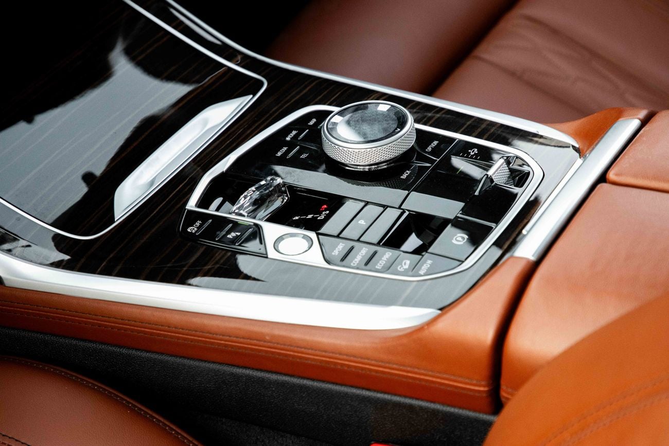 BMW X7 xDrive40I X7 xDrive40i | 5,288 P.M | 0% Downpayment | Under Warranty!