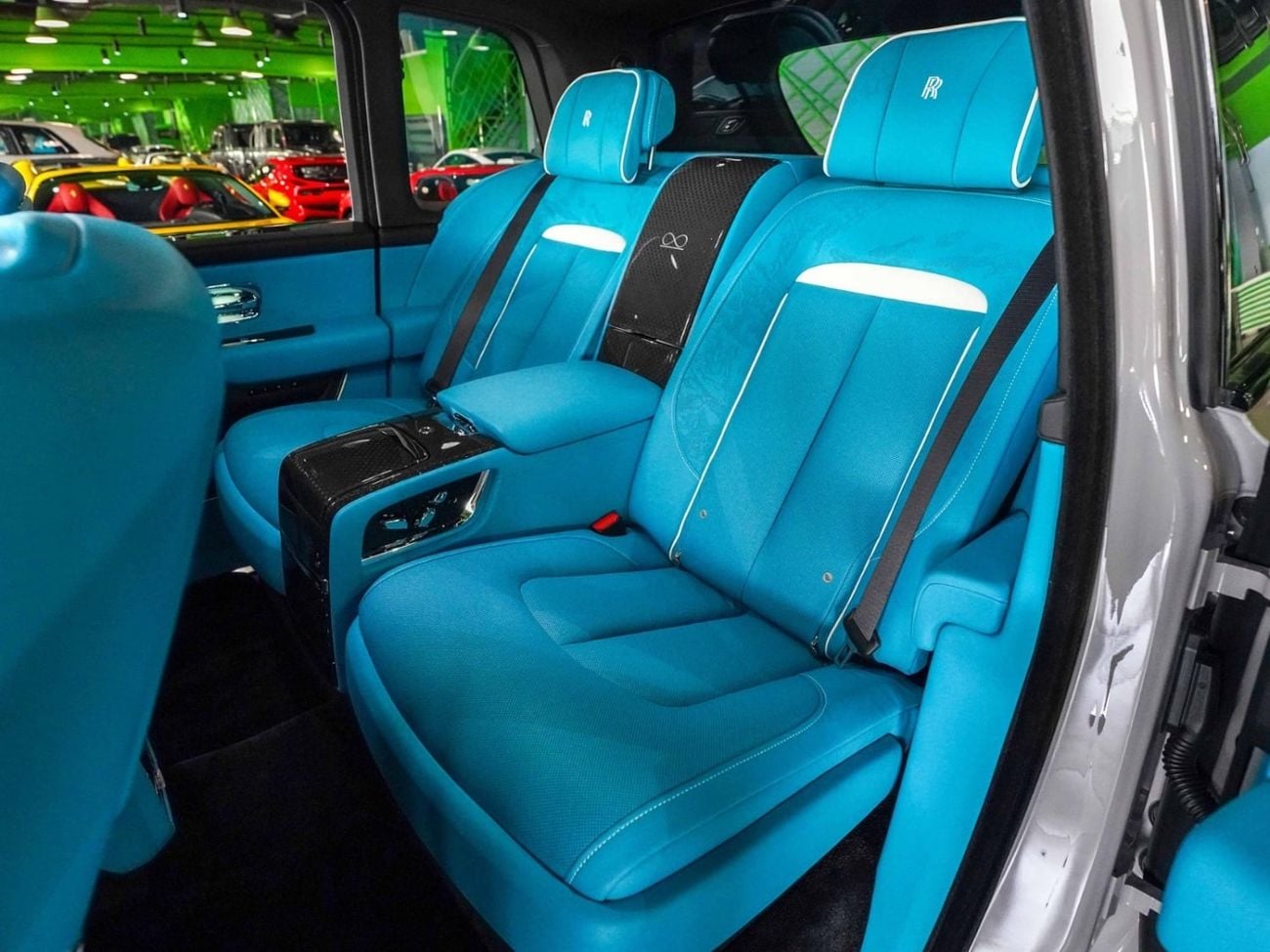 Rolls Royce Cullinan BLACK BADGE