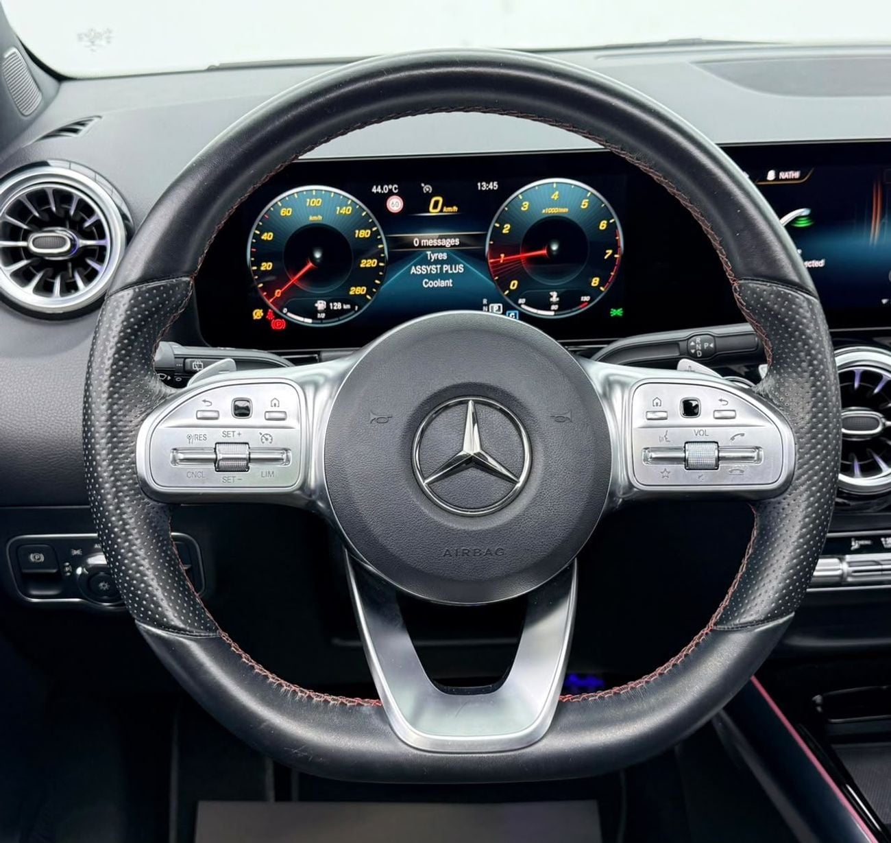 Mercedes Benz GLA 200 STANDARD 2022 Mercedes-Benz GLA 200, Agency Warranty+Service Contract+Full Service History, GCC Specs.