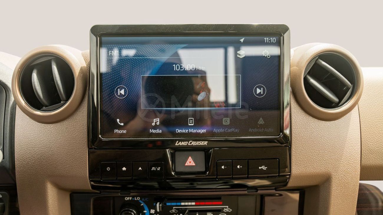 تويوتا لاند كروزر بيك أب 70 LC79 LX LX