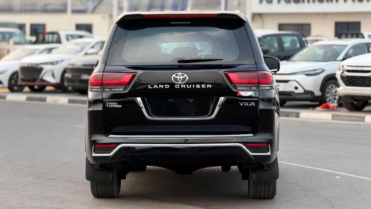 Toyota Land Cruiser GXR 2008 | 4.7L PETROL | LHD | 4WD | MODIFIED TO LC300 2025 MODEL