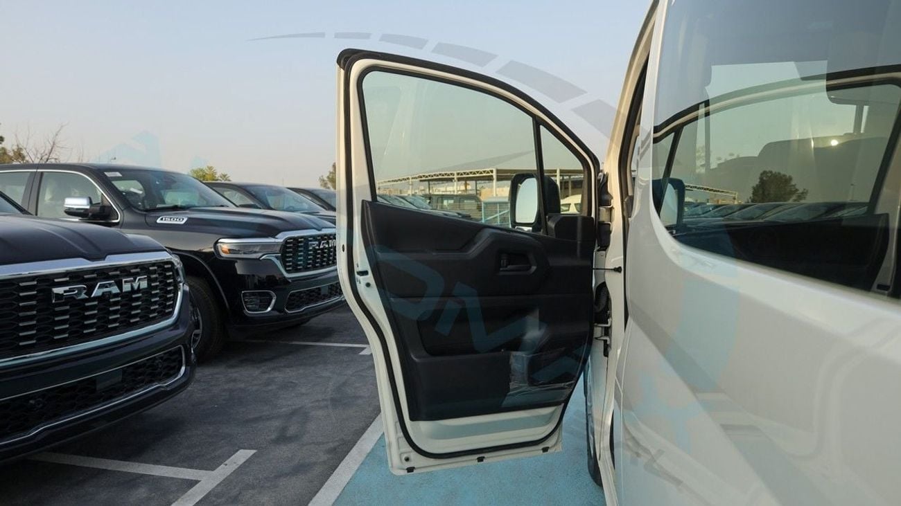 Toyota Hiace DX (For Export , НА ЭКСПОРТ) Bus 2.8T V4 RWD GCC 2026 Без пробега