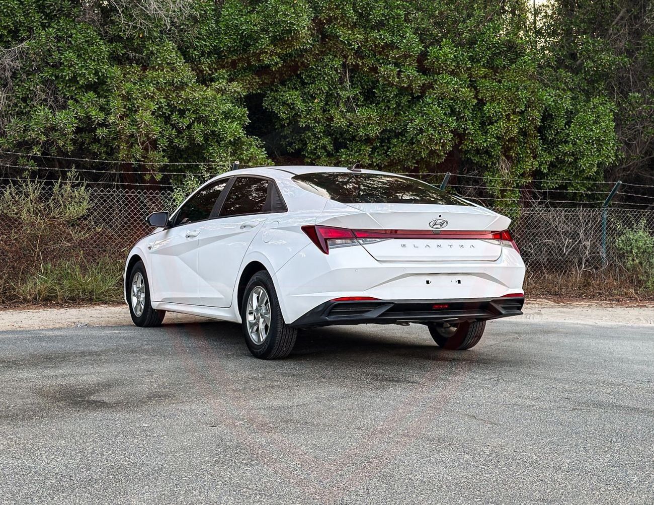 Hyundai Elantra SMART Hyundai Elantra 2023 | 1.6L V4 | GCC Specs | Accident-Free | Excellent Condition | AED 739/Month