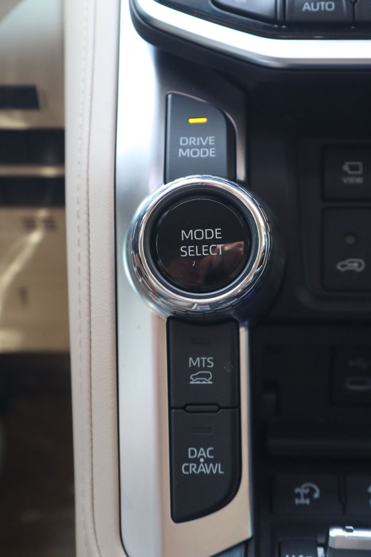 Toyota Land Cruiser VXR