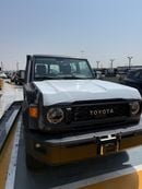 Toyota Land Cruiser 70 LC76 LX LC76 2.8l DEISEL OMANI FULL OPTION 2026/2026