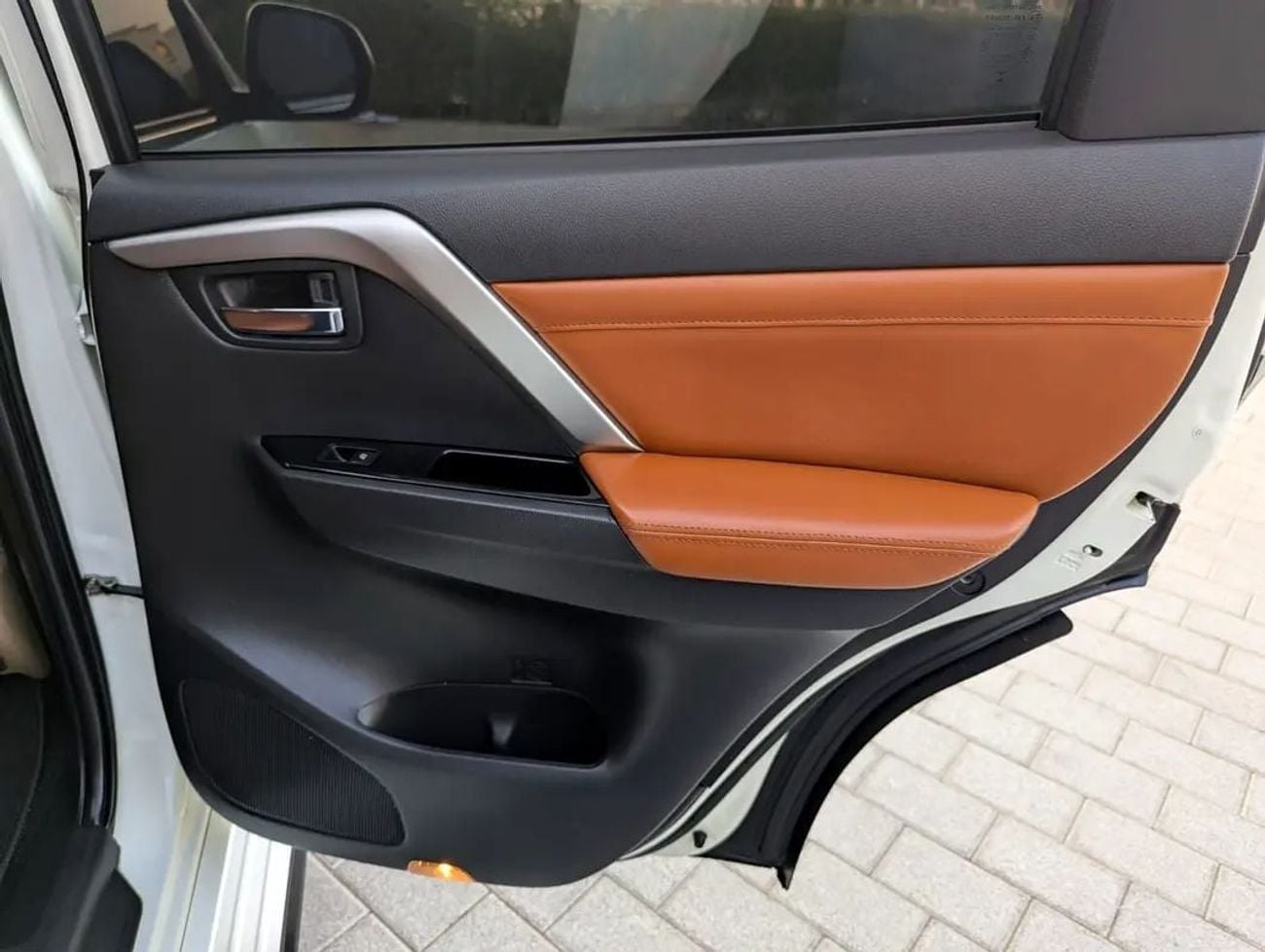 Mitsubishi Montero Sport GLS PREMIUM Top Line 4WD | Interior and Exterior Excellent Condition
