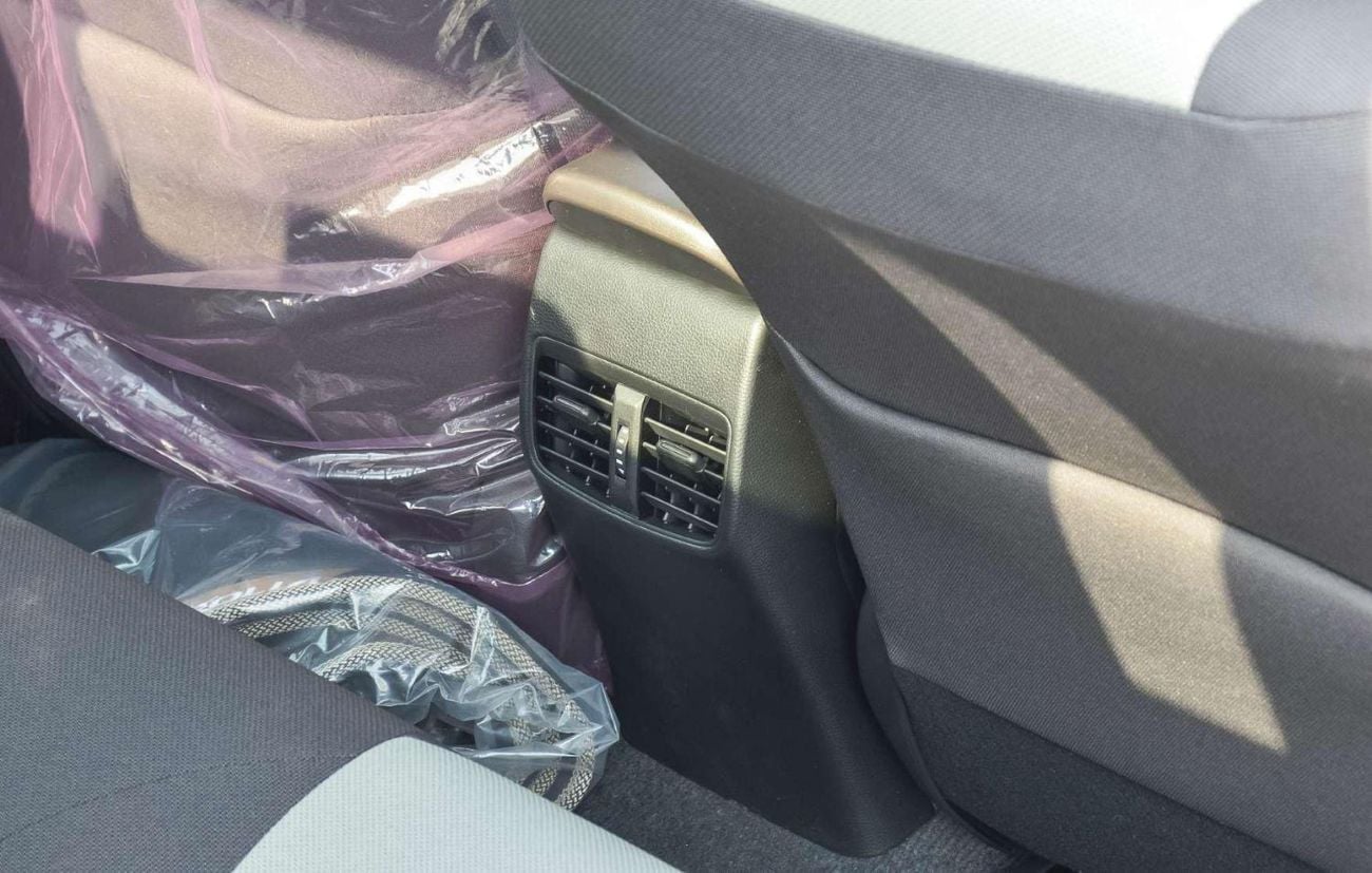 تويوتا كورولا XLI 2.0L FWD PETROL SEDAN 2026
