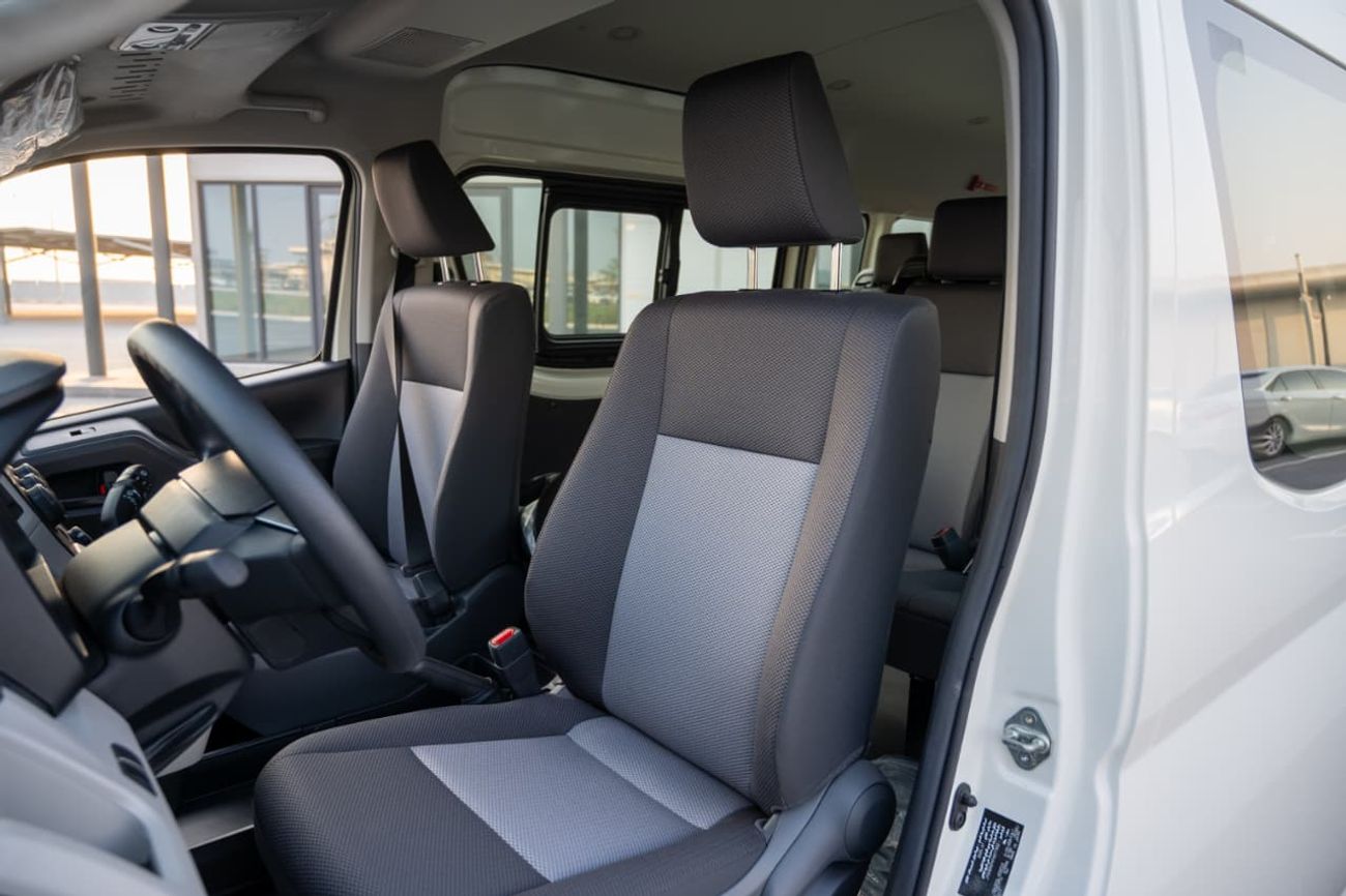 Toyota Hiace DX 2.8L PASSENGER 2026 MODEL GCC