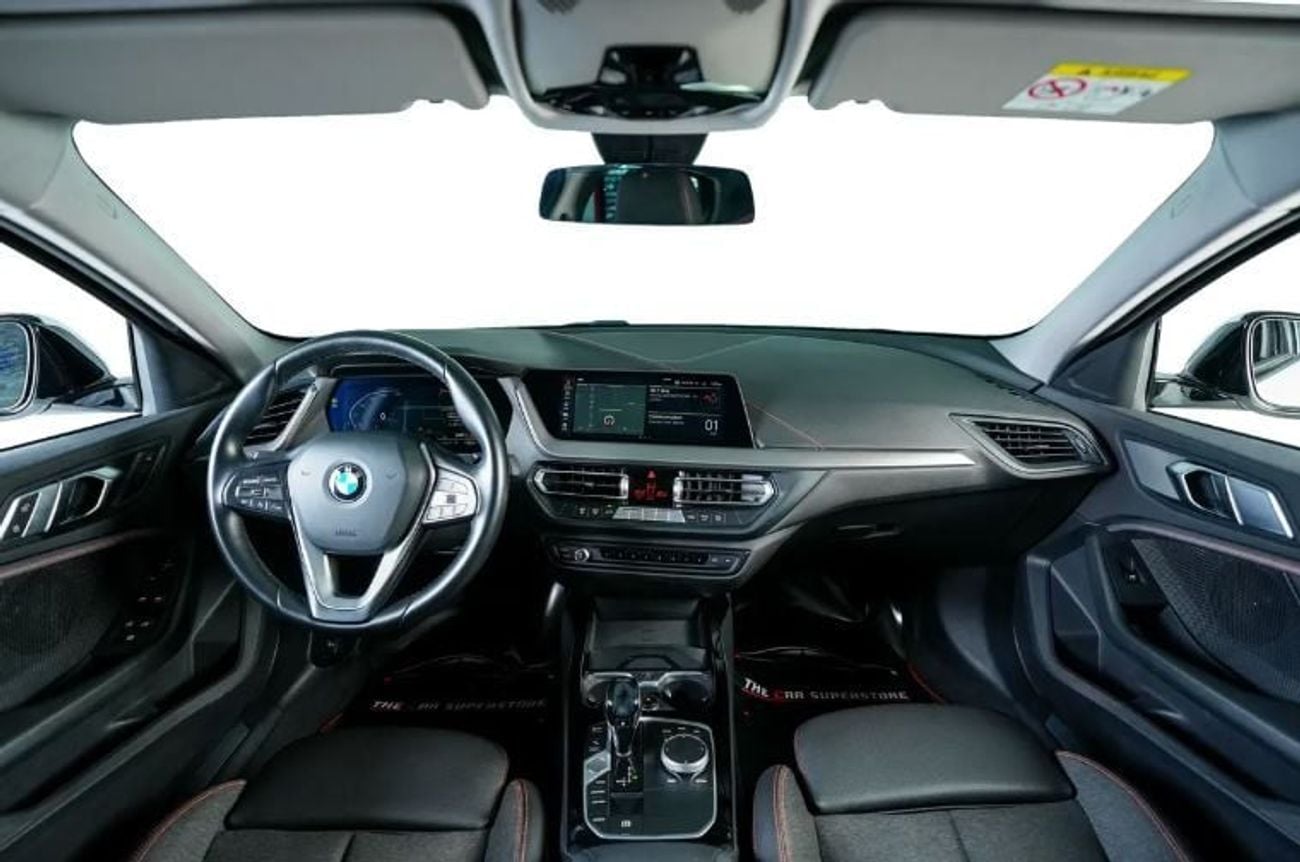 BMW 120i M SPORT