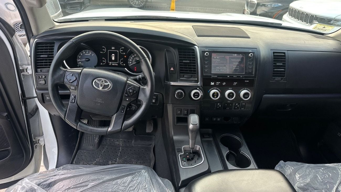 Toyota Sequoia