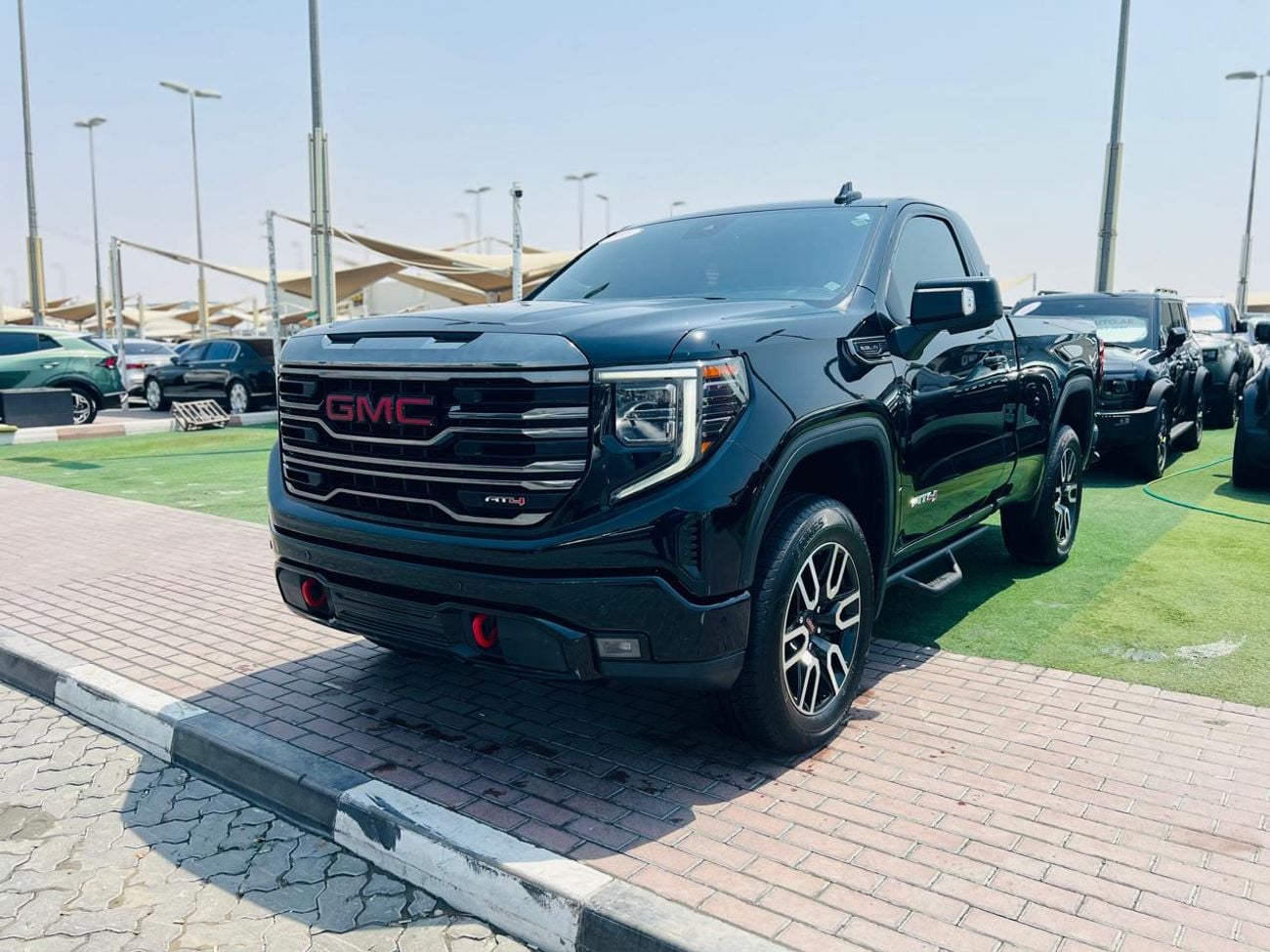 GMC Sierra 1500 REG/CAB AT4 2024.ENGINE 5.3L/V8.
