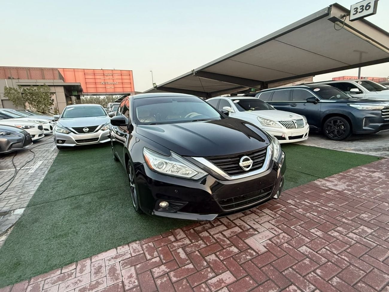 Nissan Altima SV very lightly used, remote start, push-button start