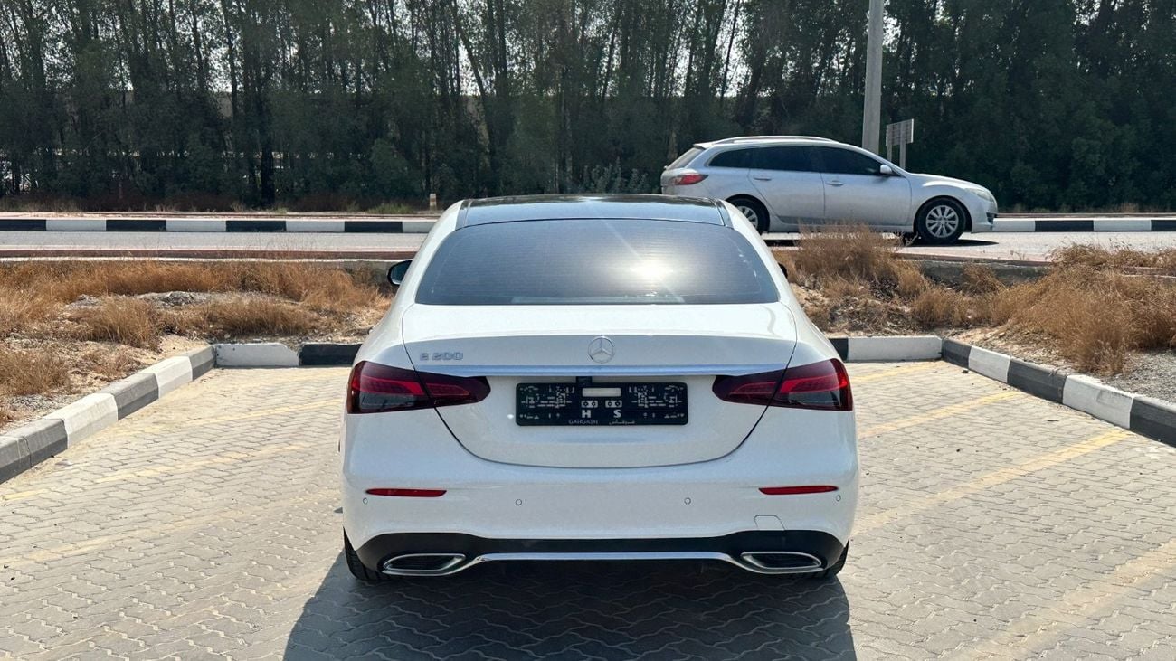مرسيدس بنز E200 بريميوم
