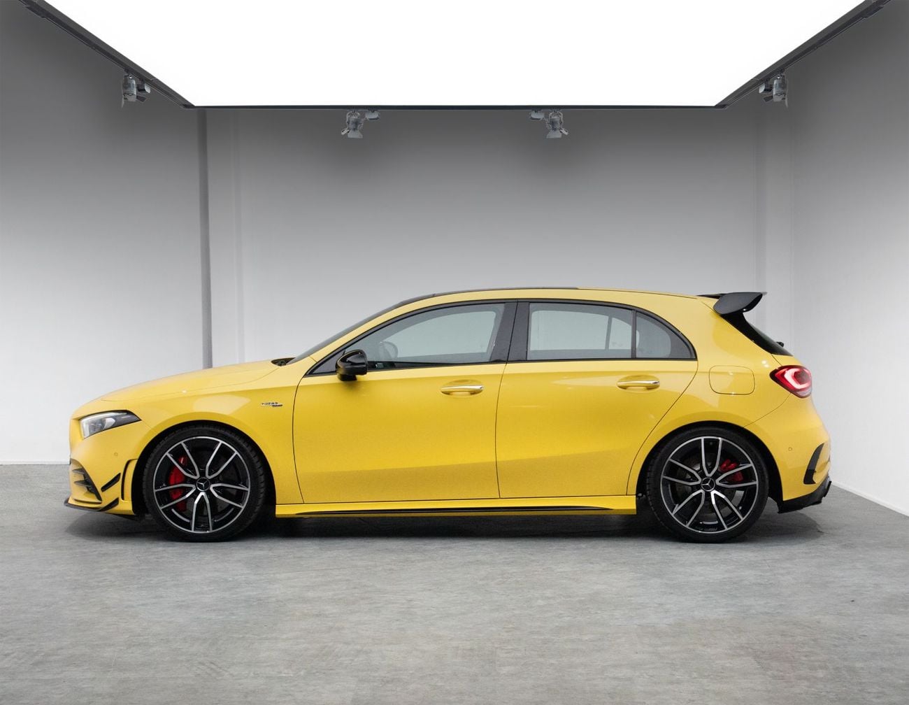 مرسيدس بنز A 35 AMG 4MATIC