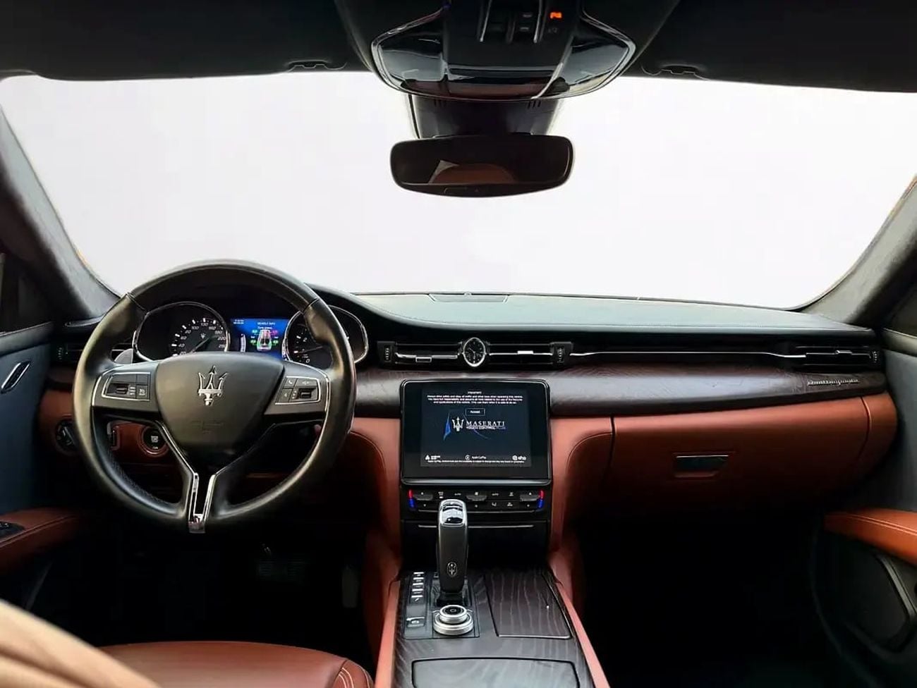 Maserati Quattroporte S FULL DEALER SERVICE HISTORY | 0% DOWNPAYMENT | 430 HP | GCC