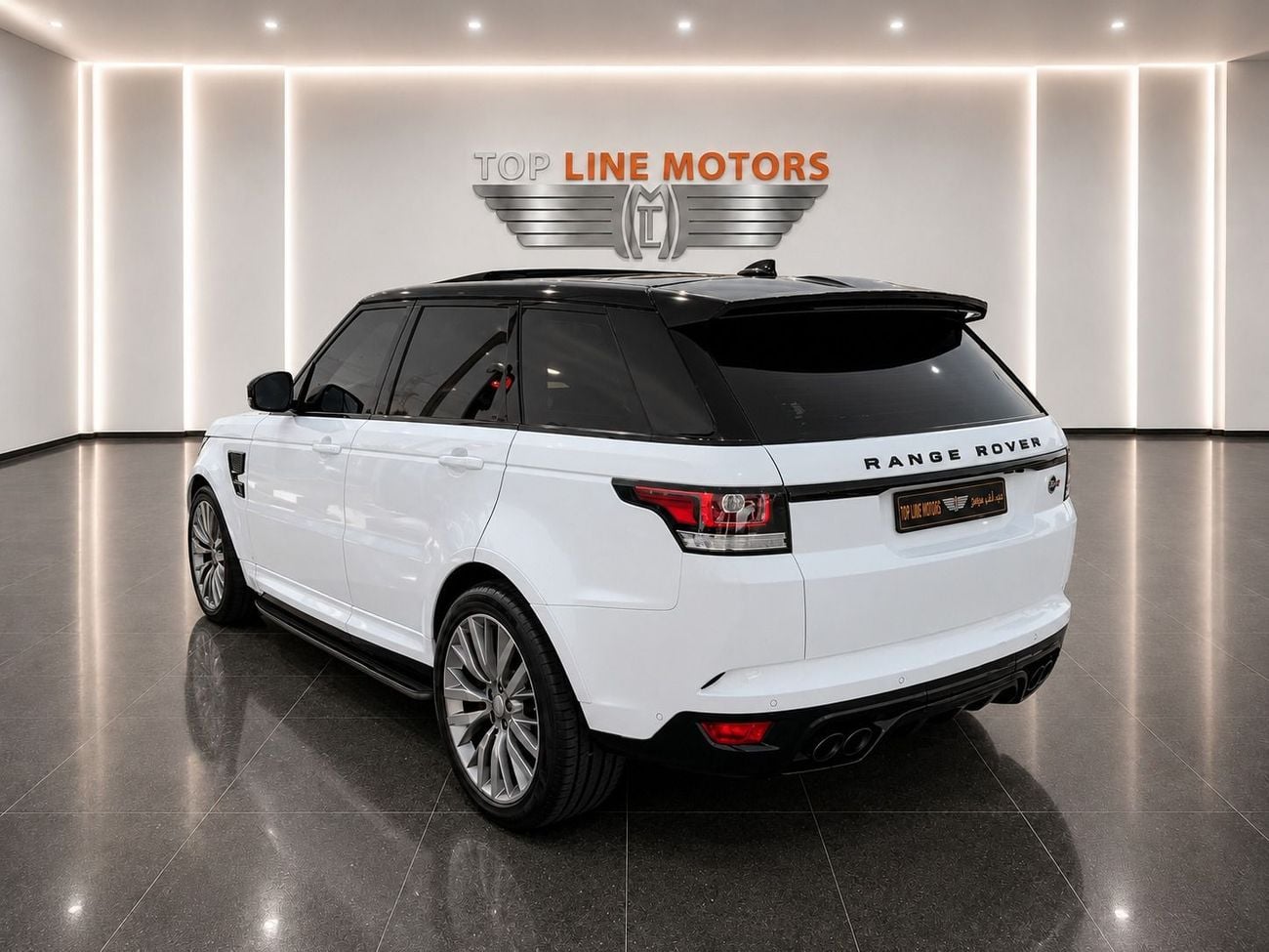 Land Rover Range Rover Sport SVR 2016 Land Rover Range Rover Sport SVR 5.0L V8 Supercharged GCC ,Original Paint, Accident Free