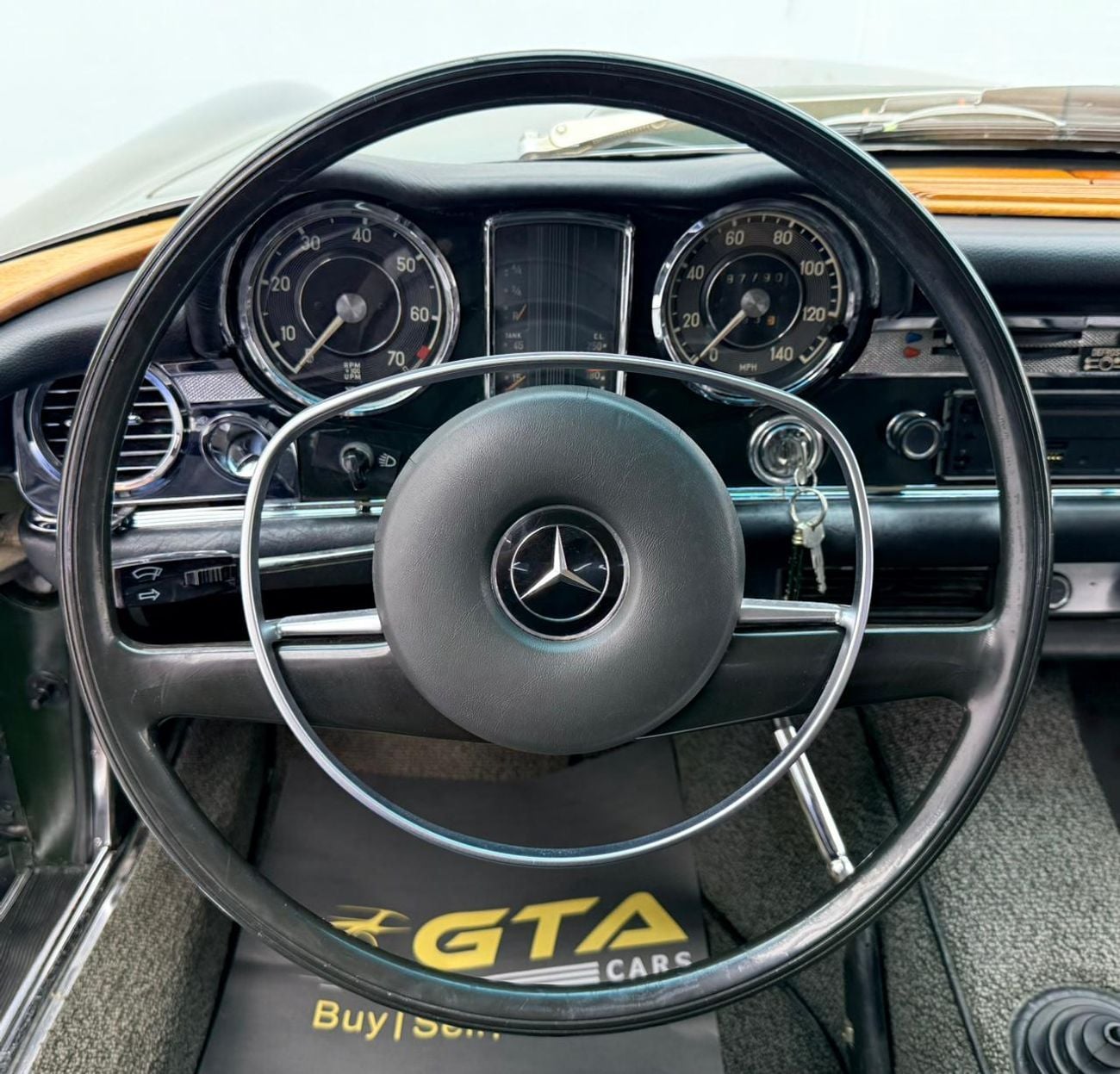 Mercedes Benz SL280 1970 Mercedes-Benz 280 SL Pagoda, Excellent Classic Condition, European Specifications