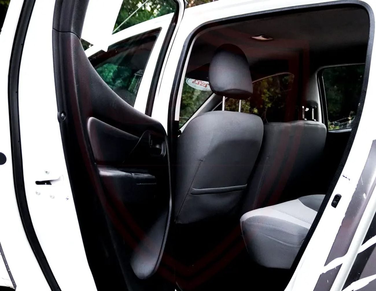 Mitsubishi L200 GL 2.5L V4 | GCC Specs | Accident-Free | Excellent Condition | 806/Month