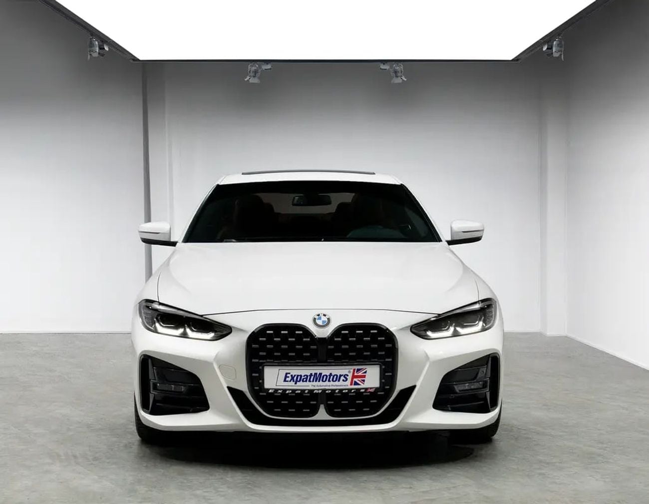 BMW 420i M SPORT FDSH • Service Contract + Warranty until • GCC