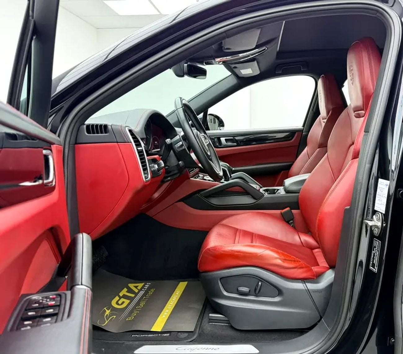 Porsche Cayenne Coupe, Warranty, Full Service History, Fully Loaded, GCC