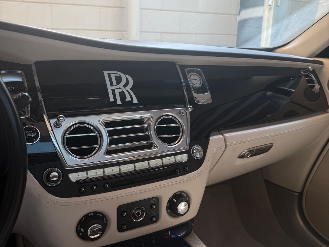 Rolls Royce Wraith STANDARD