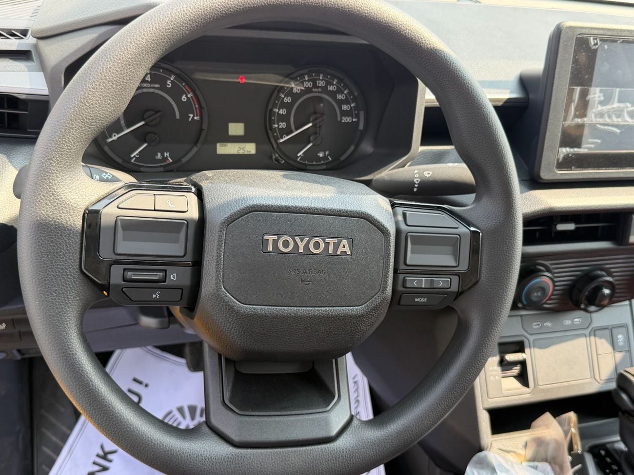 Toyota Hilux GLX Toyota Hilux 2027