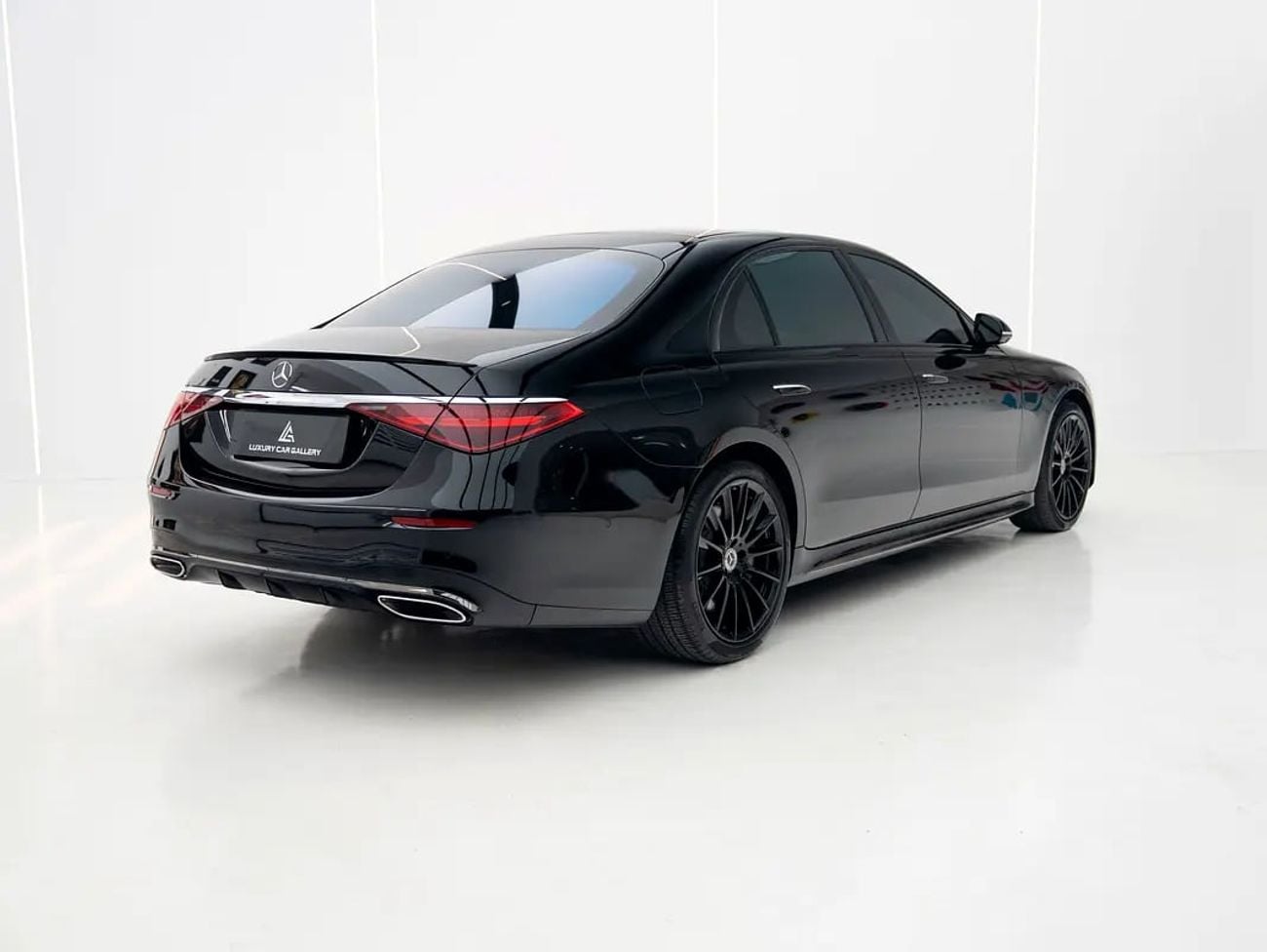 مرسيدس بنز S 500 4MATIC L Burmester Sound | Heated & Ventilated Seats