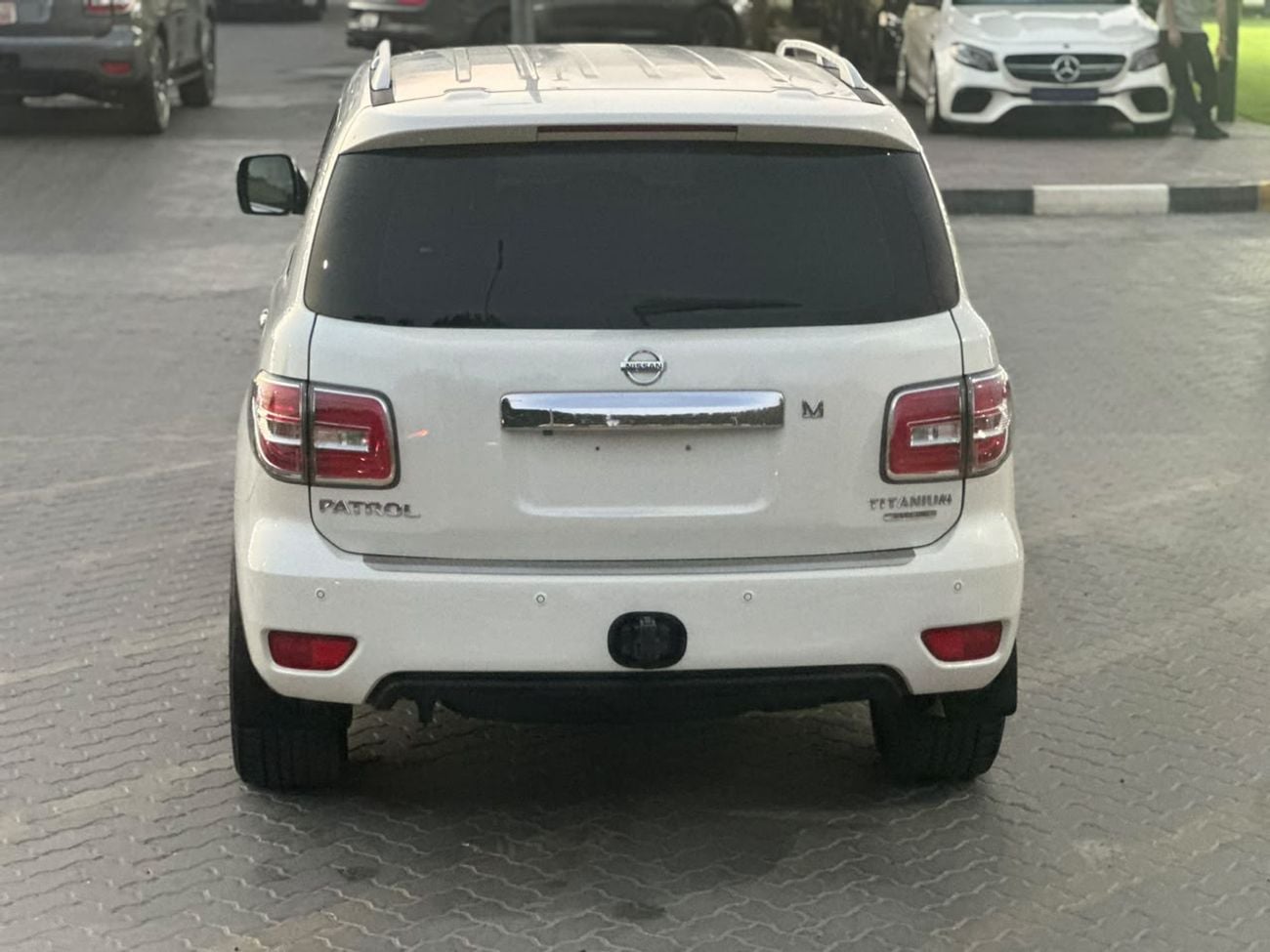 نيسان باترول LE T2 TITANIUM