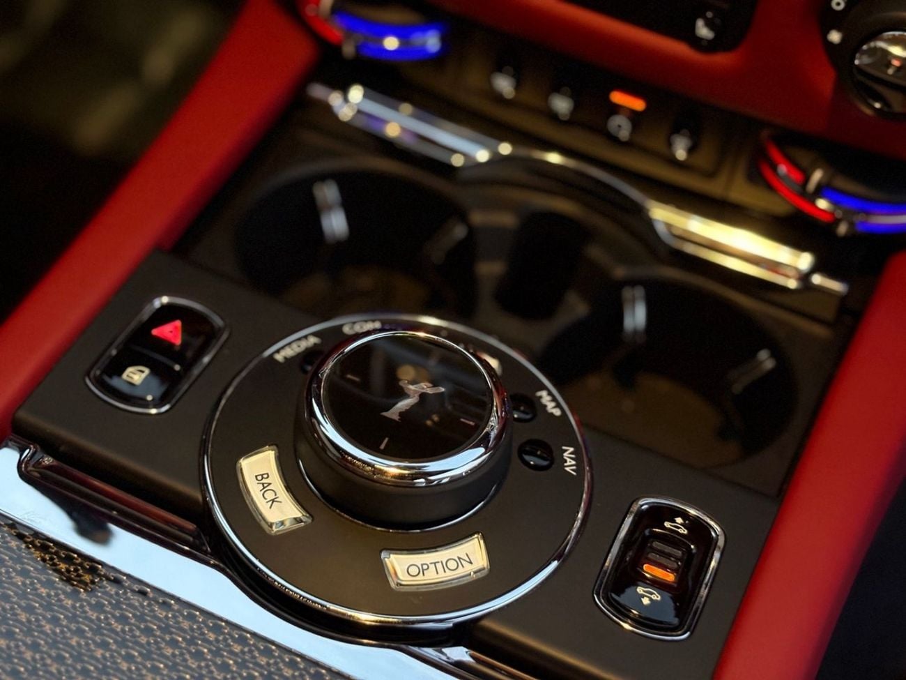 رولز رويس واريث STANDARD AED 21,600 P.M | 0% DOWN PAYMENT | ROLLS-ROYCE WRAITH BLACK BADGE | FULL AGMC SERVICE HISTORY | 2020