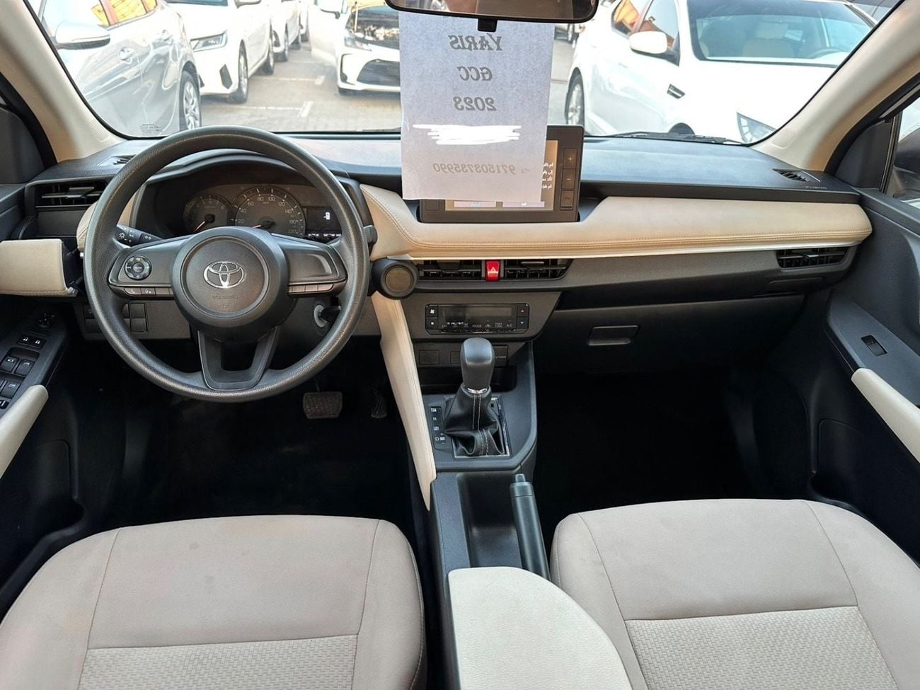 Toyota Yaris E