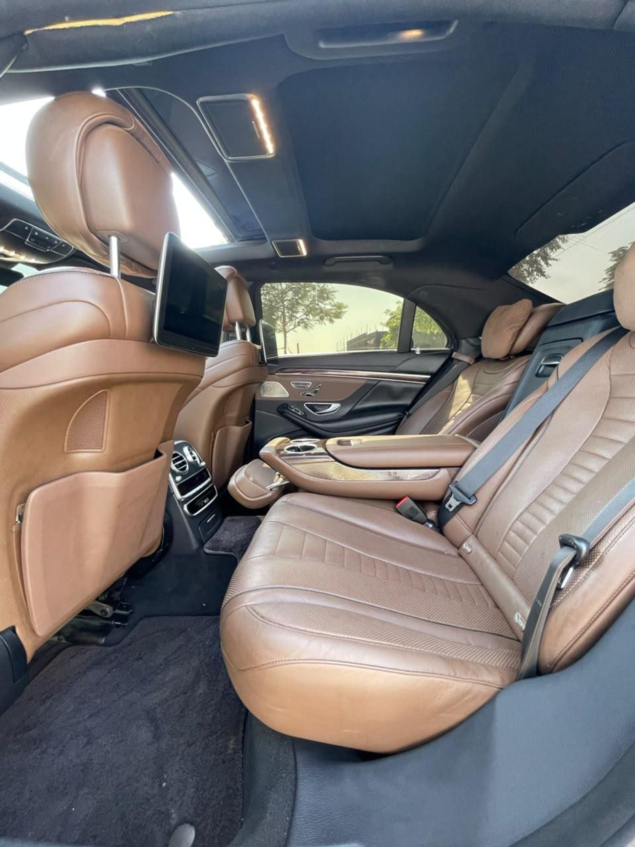 مرسيدس بنز S 63 AMG ستاندارد