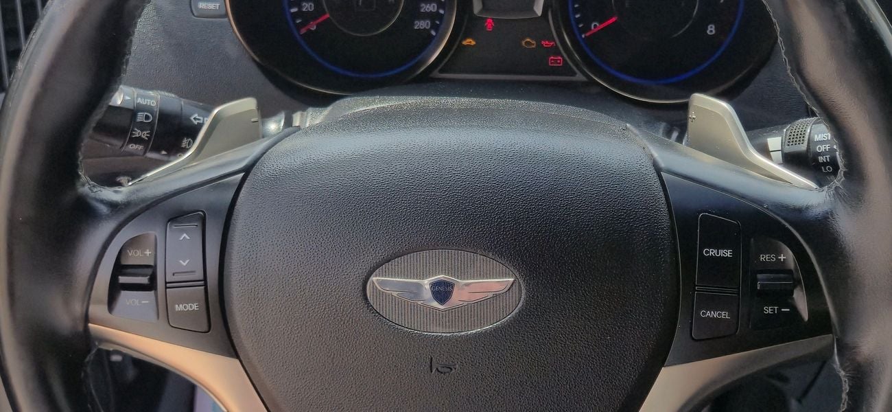 Hyundai Genesis Coupe STANDARD sport