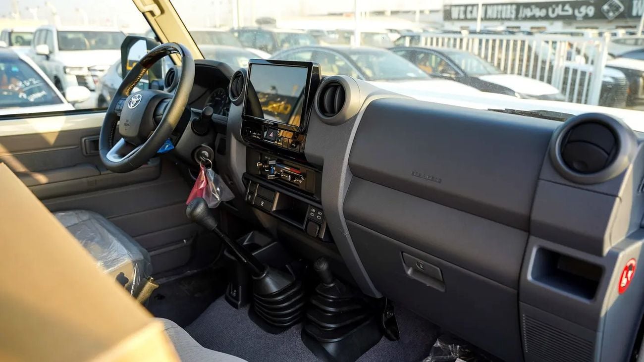 Toyota Land Cruiser 70 LC71 LX GCC Specs