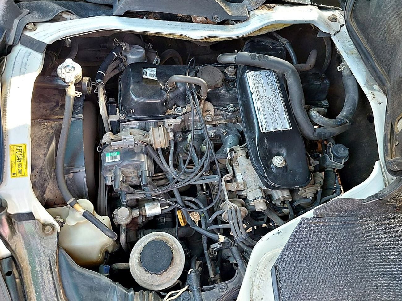 Toyota Hiace STANDARD 1998 - TOYOTA - HIACE - COMMUTER - VAN - PETROL - MANUAL - 2RZ - (PM03448)