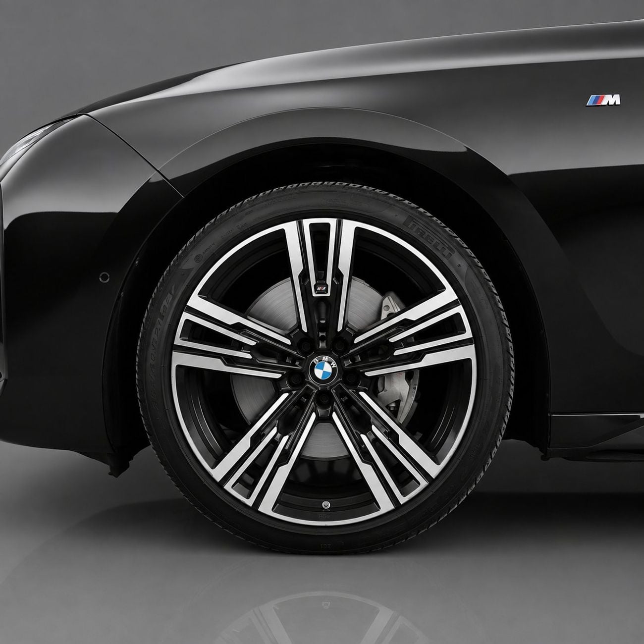 BMW 735i M SPORT INDIVIDUAL AED 4,599 P.M • 0% Downpayment • BMW 735i M-Sport • Agency Warranty and Service Contract