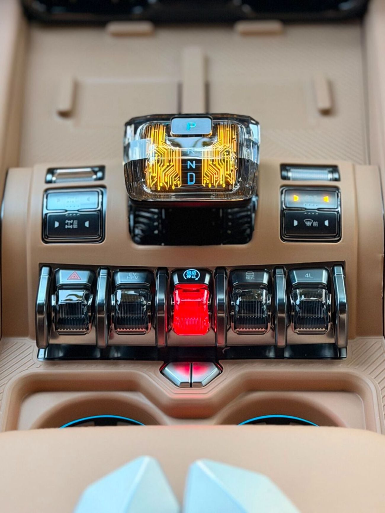 BYD Leopard 8 FLAGSHIP