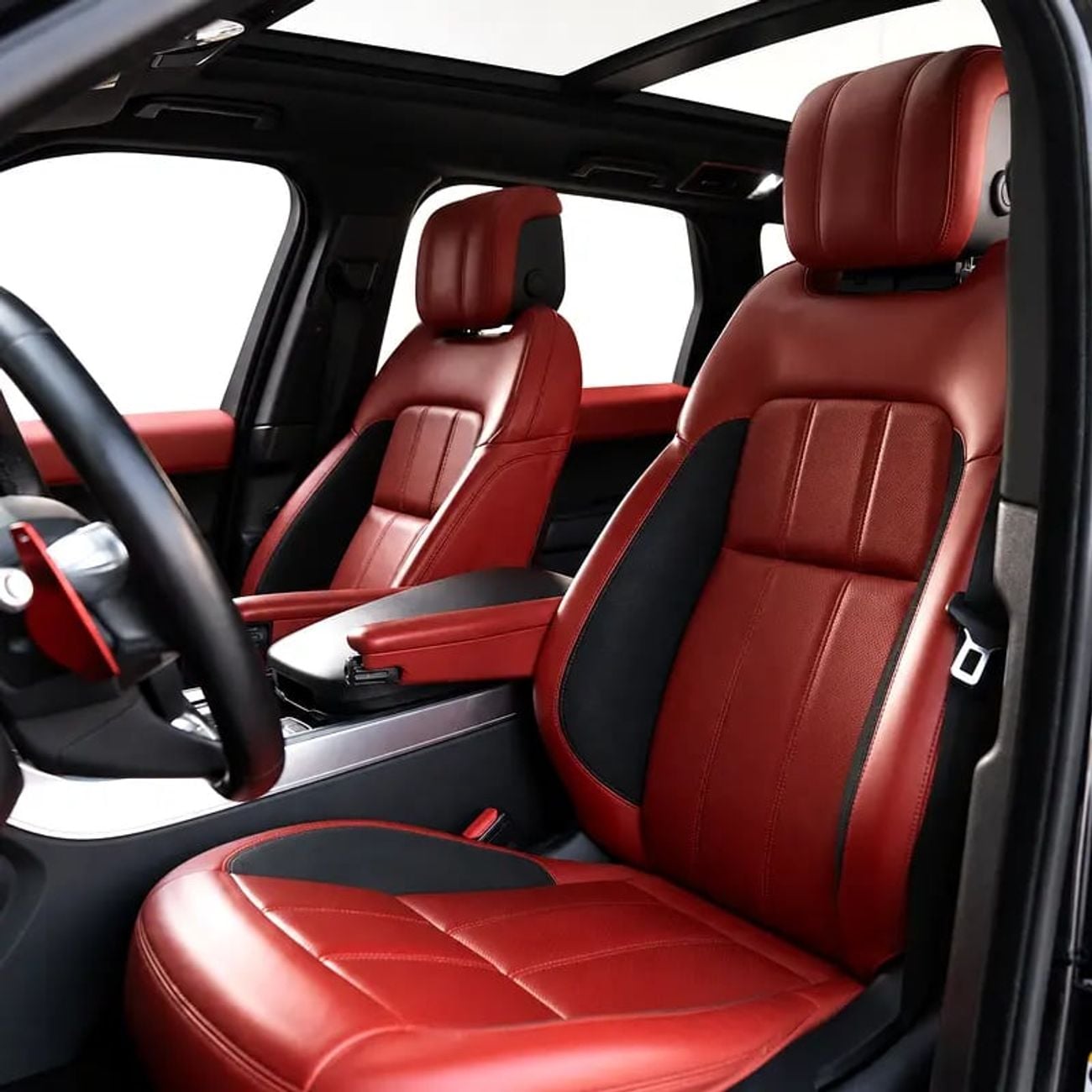 Land Rover Range Rover Sport HSE DYNAMIC 2,586 P.M • 0% Downpayment • HSE Dynamic • 1 Year Warranty