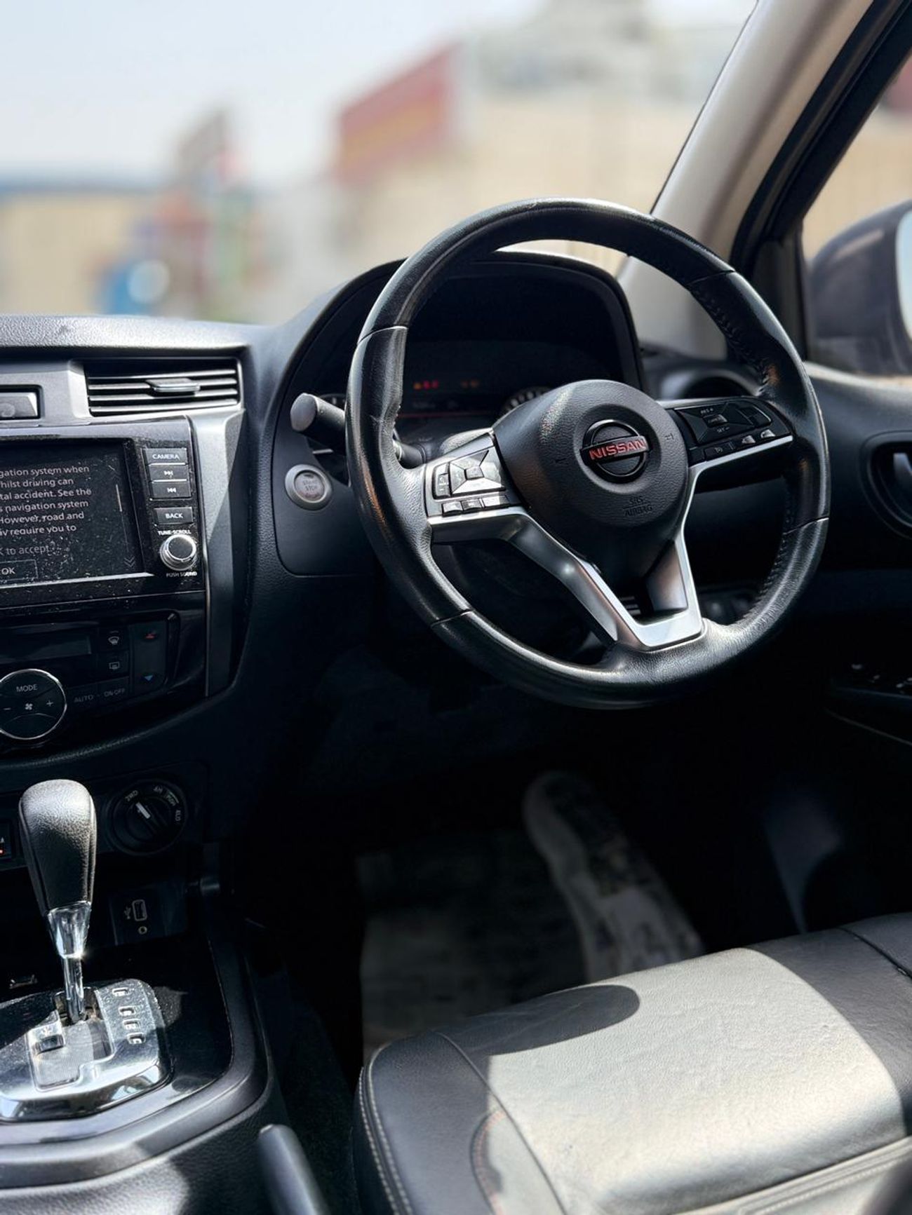 Nissan Navara 2.4 L DIESEL AUSTRALIAN