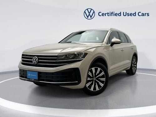 فولكس واجن طوارق ELEGANCE Touareg Elegance+ 3L Tirano| Ex-Demo Car | Luxury 4MOTION SUV | Panoramic Sunroof | IQ.LIGHT HD Matr