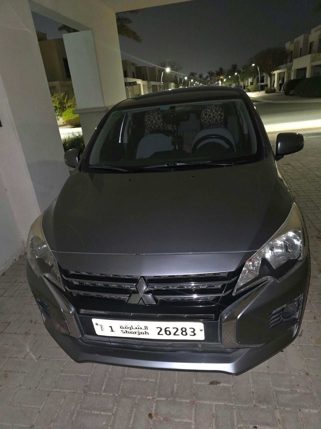 Mitsubishi Attrage GLX