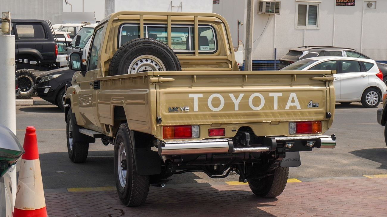 تويوتا لاند كروزر بيك آب 4.0L Oman Specs