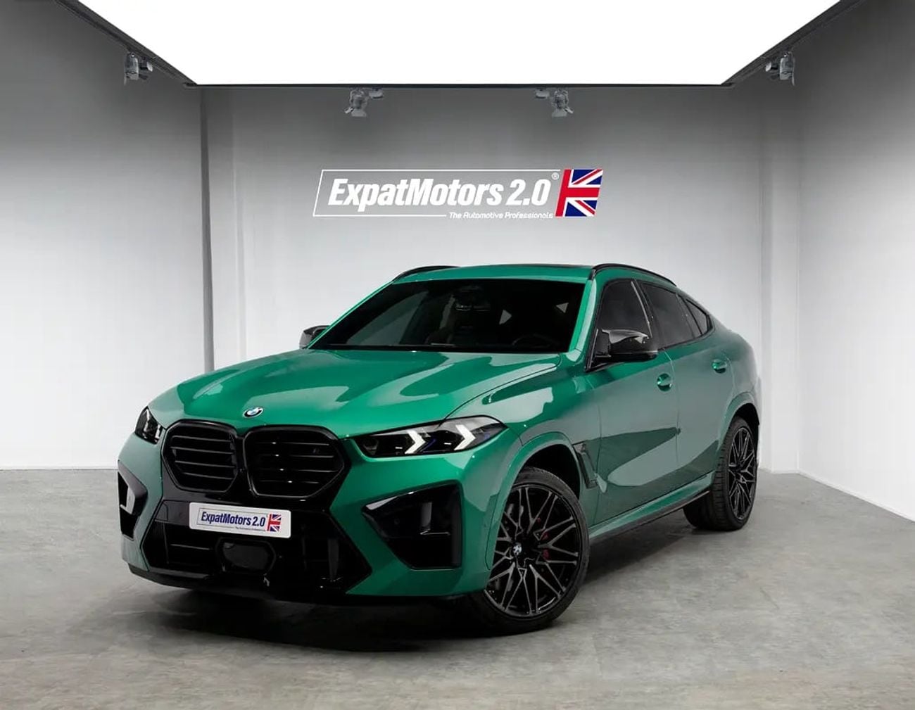 بي أم دبليو X6 M COMPETITION Delivery KM Like • Service Contract + Warranty until • GCC