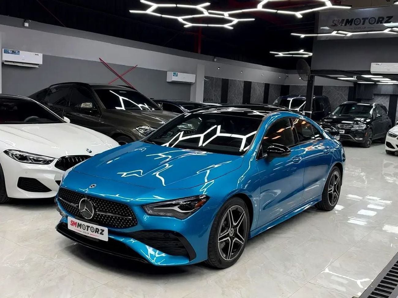 Mercedes Benz CLA250 PREMIUM