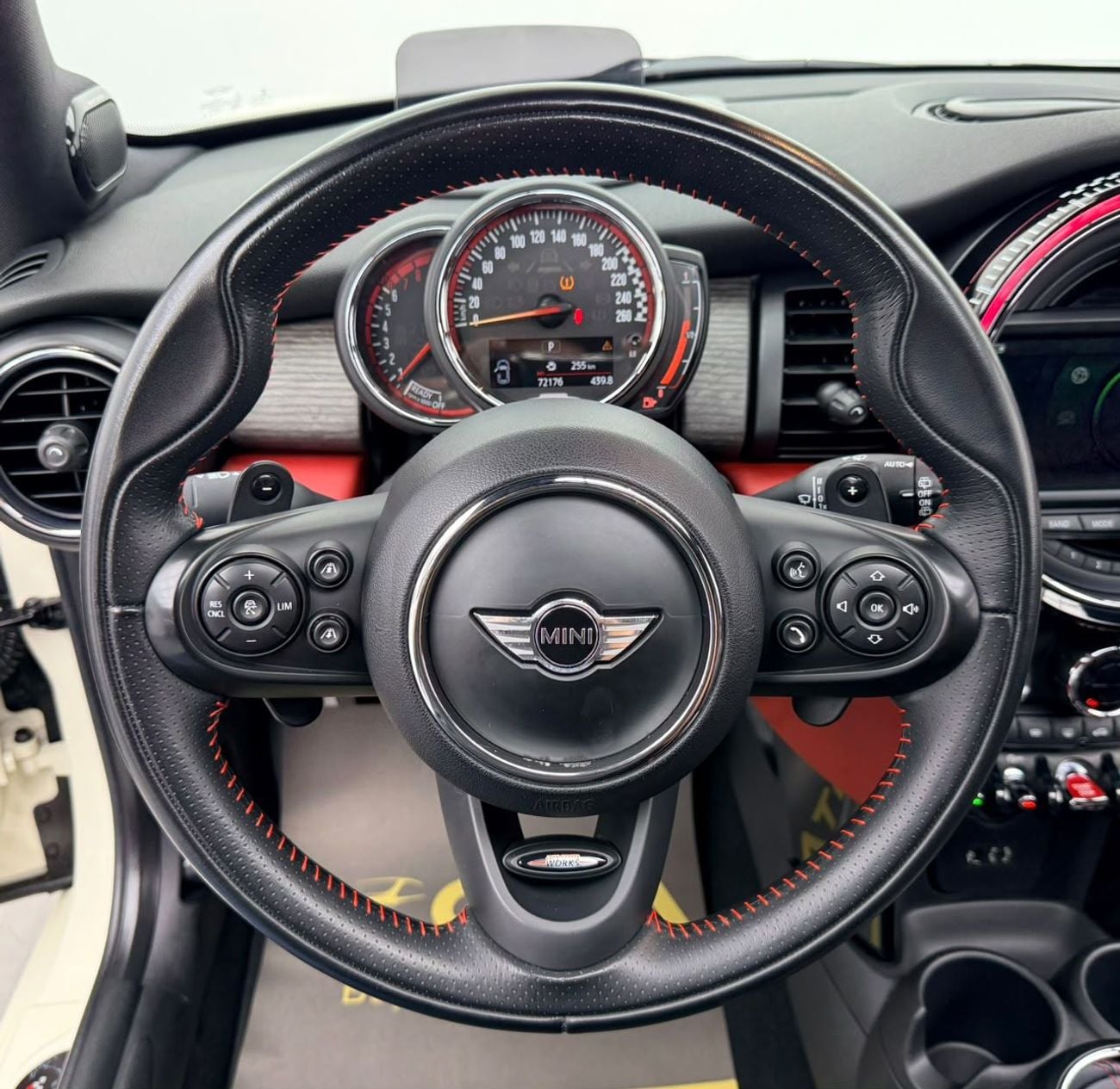 Mini John Cooper Works STANDARD 2018 Mini Cooper John Cooper Works, Service History, Fully Loaded, Excellent Condition, GCC