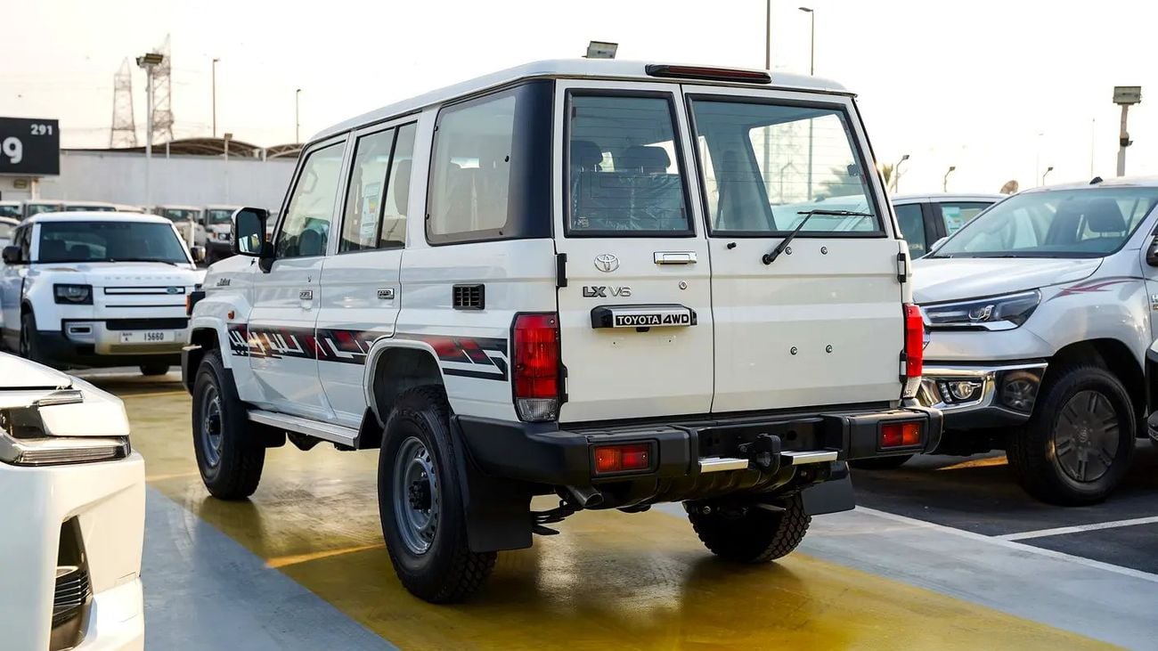 Toyota Land Cruiser 70 LC71 LX GCC Specs