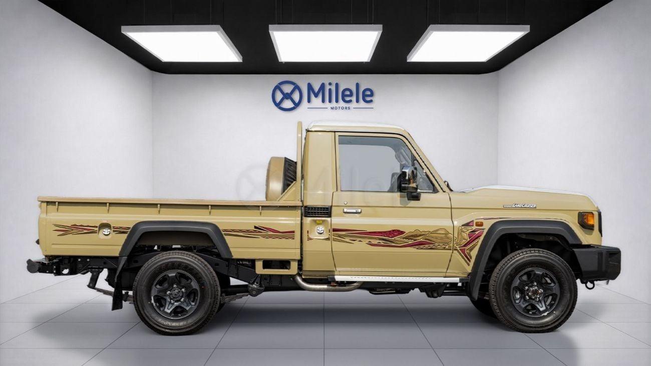 Toyota Land Cruiser Pickup 70 TOYOTA LAND CRUISER | 2-YEAR WARRANTY + SERVICE AVAILABLE | IN-HOUSE FINANCING | 0% DOWNPA