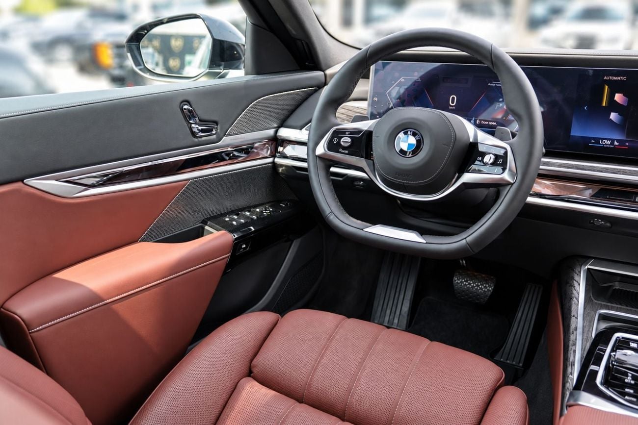 بي أم دبليو 735i STANDARD