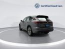 فولكس واجن طوارق ELEGANCE Panoramic Sunroof with Leather Seats | 51,100 AED SAVINGS from New Car |VW Certif