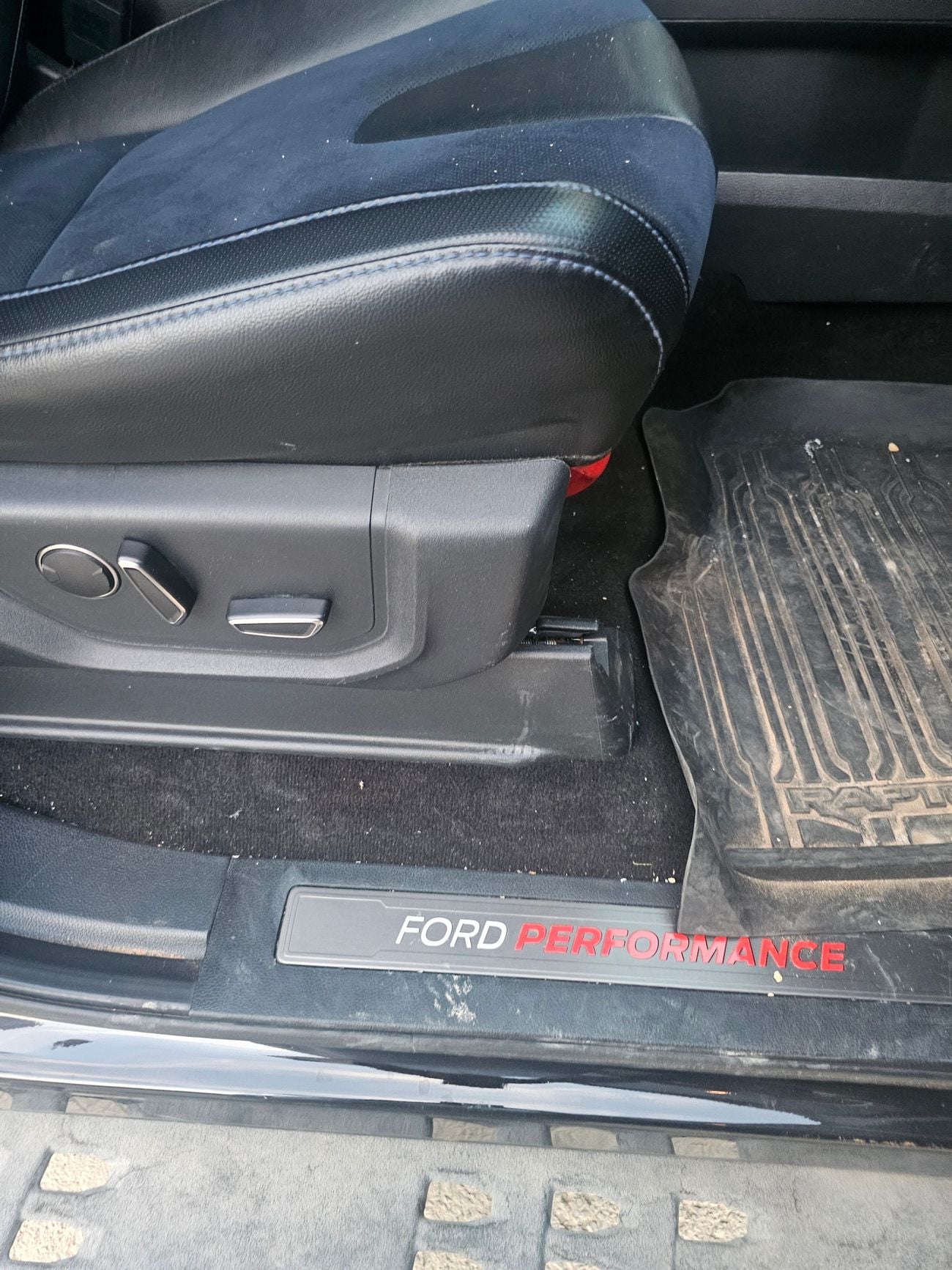 Ford F-150 RAPTOR CREW CAB LUX