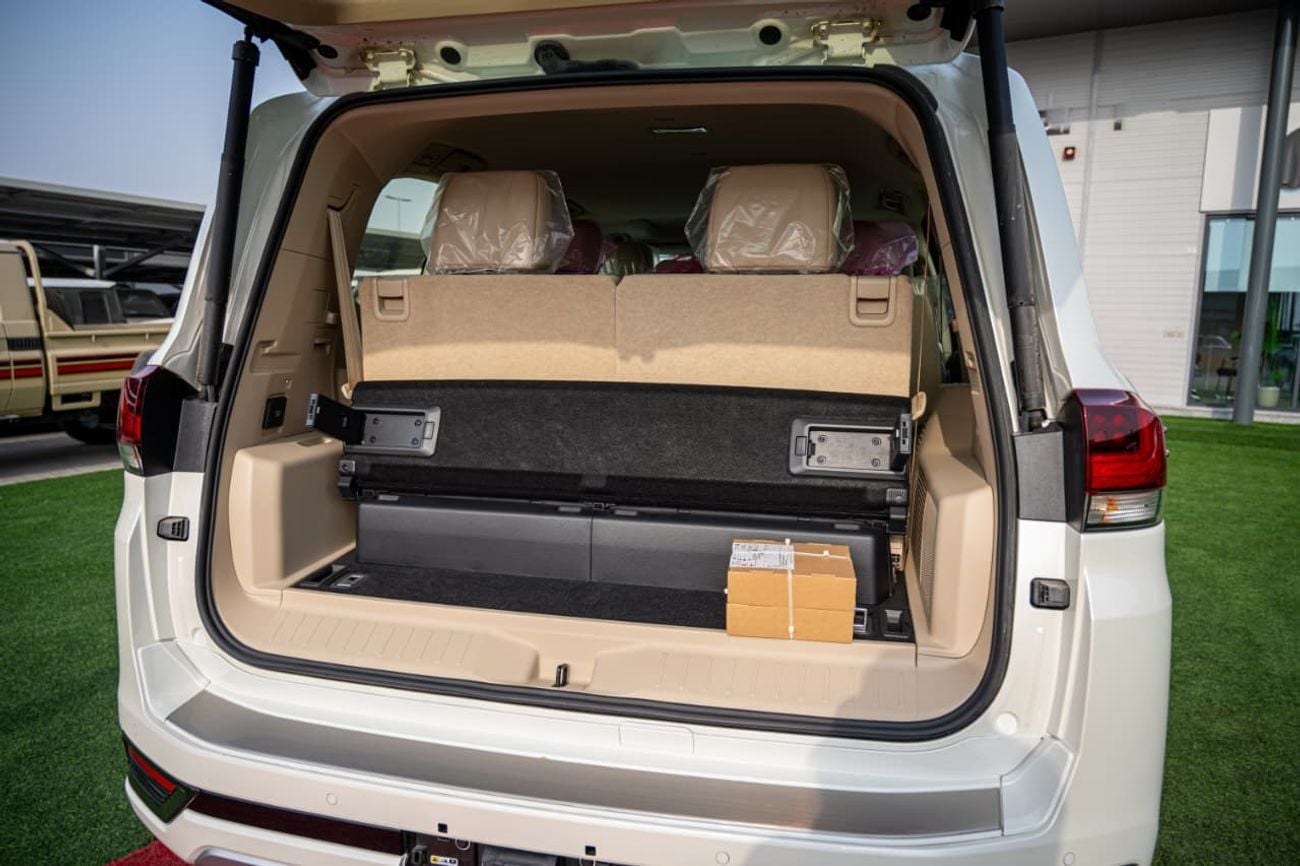 Toyota Land Cruiser GXR LC300 3.5L HEV